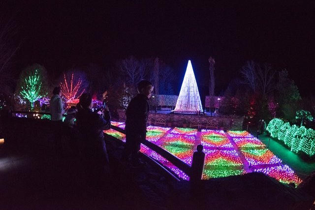 WinterLights2016_QuiltGarden_web