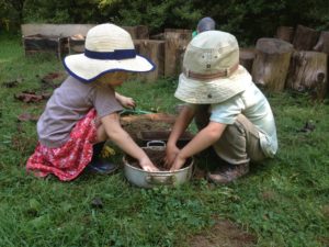 Summer Program 2017 (3-6yrs) @ Little Round Schoolhouse | Asheville | North Carolina | United States