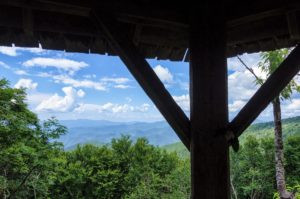 Hike of the Week: Craggy Gardens - Give me Shelter @ Blue Ridge Parkway  | Asheville | North Carolina | United States