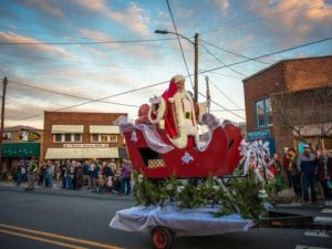 Black Mountain Christmas Parade @ Black Mountain Downtown Historic District  | Black Mountain | North Carolina | United States